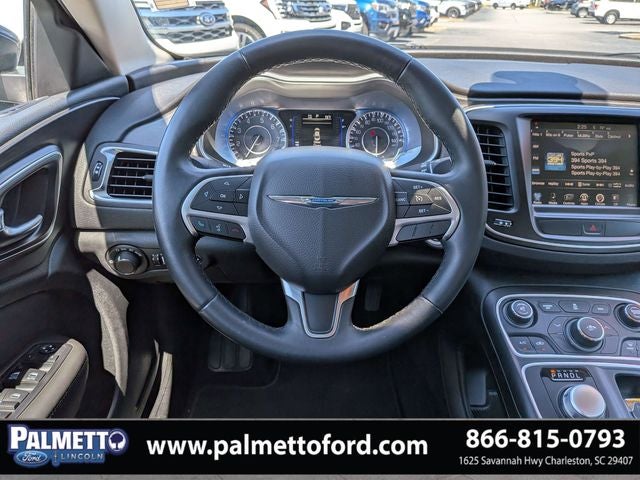 2016 Chrysler 200 Limited