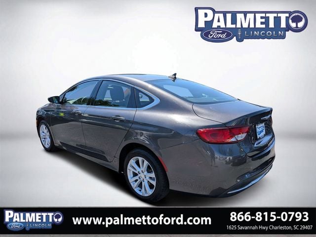 2016 Chrysler 200 Limited