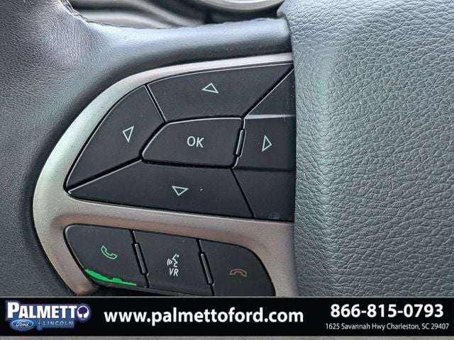 2019 Jeep Grand Cherokee Laredo E