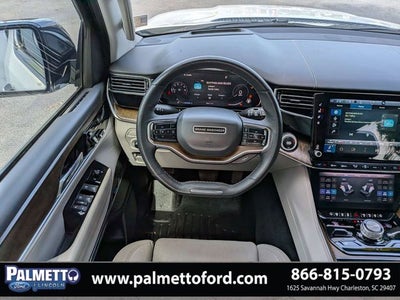 2023 Jeep Grand Wagoneer Base
