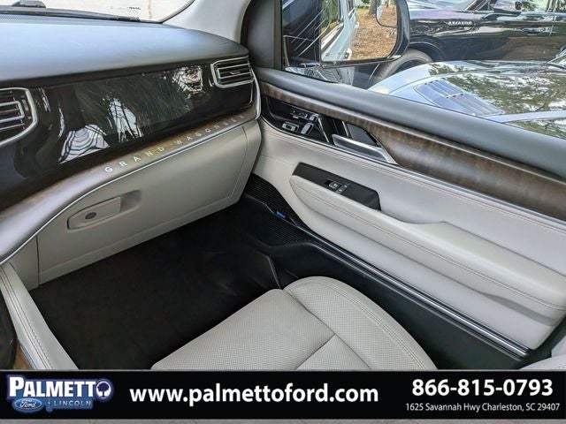 2023 Jeep Grand Wagoneer Base