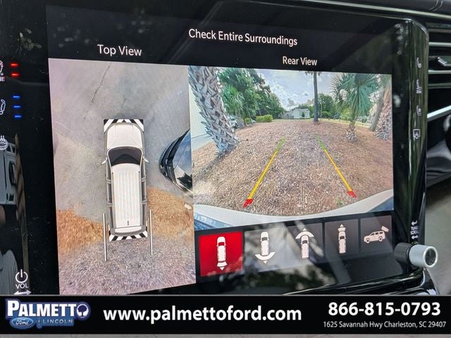2023 Jeep Grand Wagoneer Base