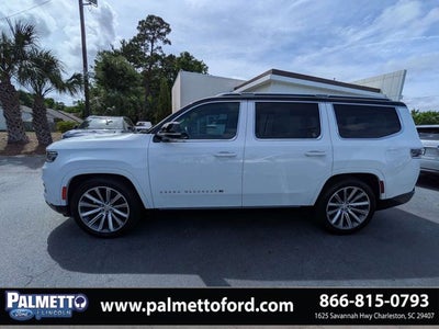 2023 Jeep Grand Wagoneer Base