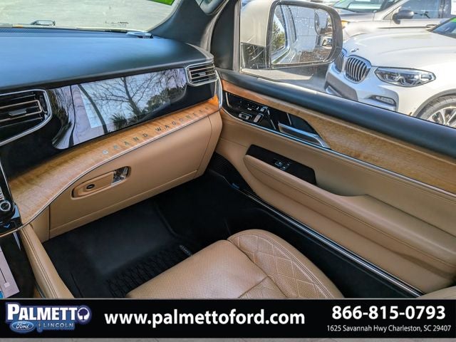 2022 Jeep Grand Wagoneer Series III