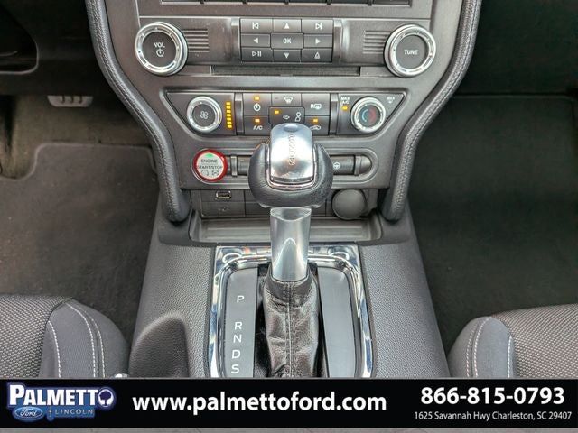 2017 Ford Mustang V6