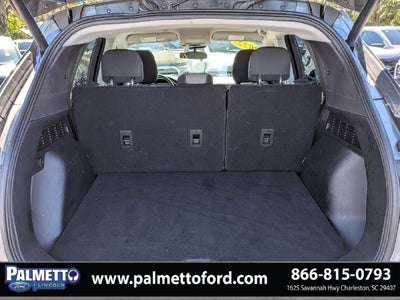 2022 Ford Escape Hybrid SE
