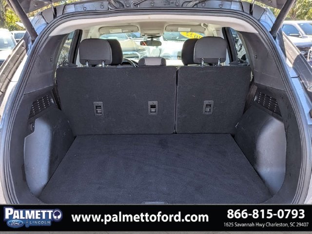 2022 Ford Escape Hybrid SE