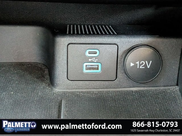 2022 Ford Escape Hybrid SE