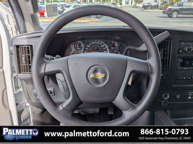 2022 Chevrolet Express 2500 Work Van Cargo