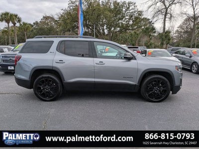 2023 GMC Acadia SLT