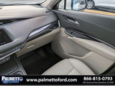 2023 Cadillac XT4 Luxury