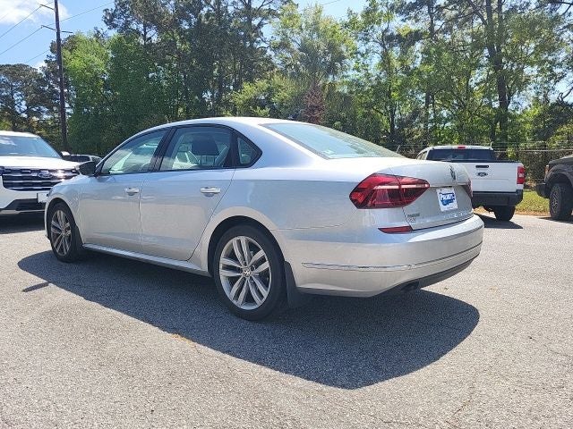 2019 Volkswagen Passat 2.0T Wolfsburg