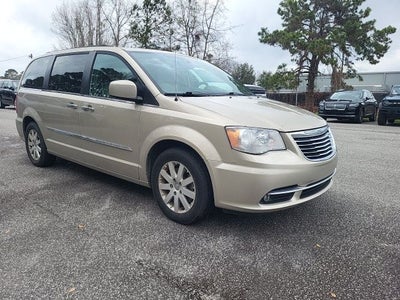 2016 Chrysler Town & Country Touring