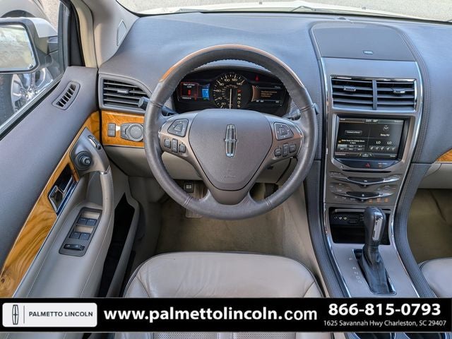 2014 Lincoln MKX Base