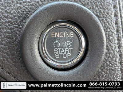 2014 Lincoln MKX Base