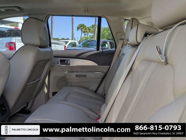 2014 Lincoln MKX Base
