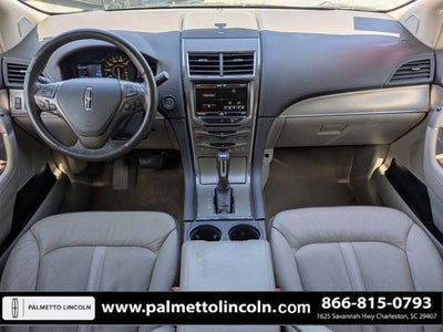 2014 Lincoln MKX Base