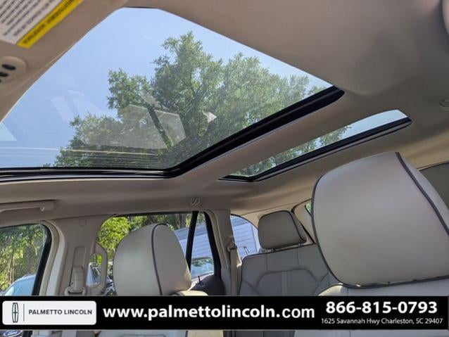 2014 Lincoln MKX Base
