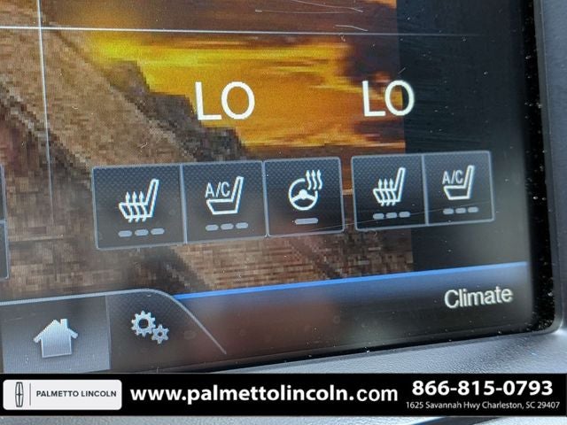 2014 Lincoln MKT EcoBoost