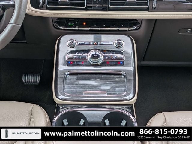 2022 Lincoln Nautilus Standard