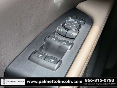 2022 Lincoln Nautilus Standard