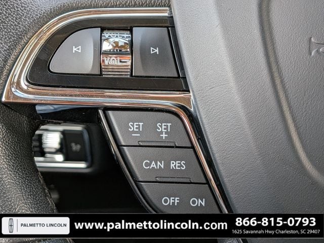 2022 Lincoln Nautilus Standard