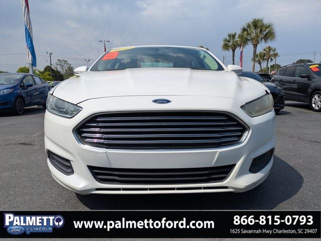 2016 Ford Fusion SE