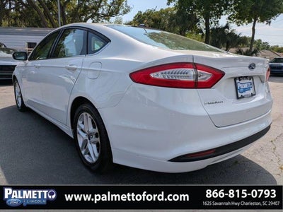 2016 Ford Fusion SE