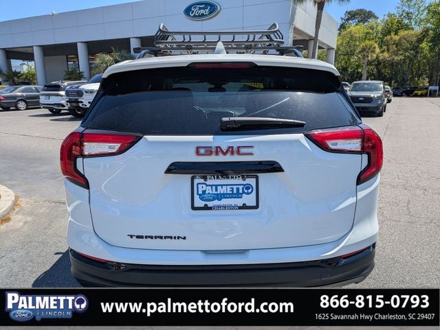 2022 GMC Terrain SLT