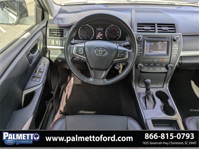 2016 Toyota Camry SE