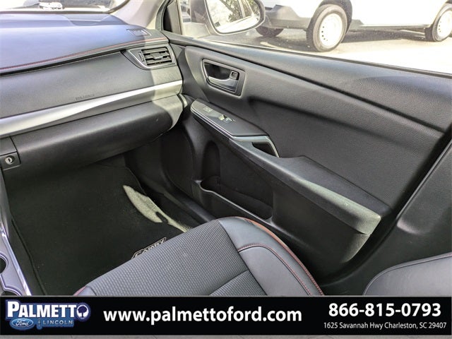 2016 Toyota Camry SE