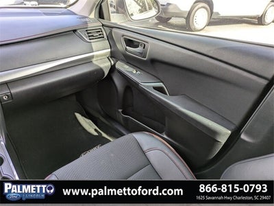 2016 Toyota Camry SE