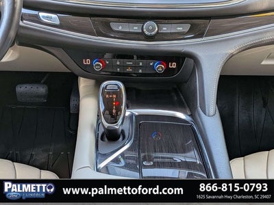 2019 Buick Enclave Essence