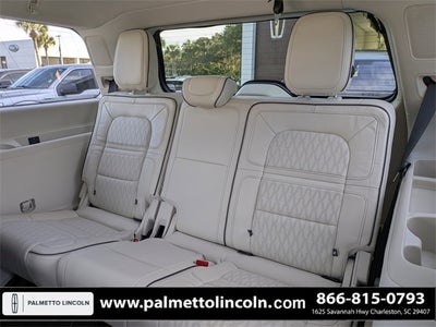 2023 Lincoln Navigator Black Label