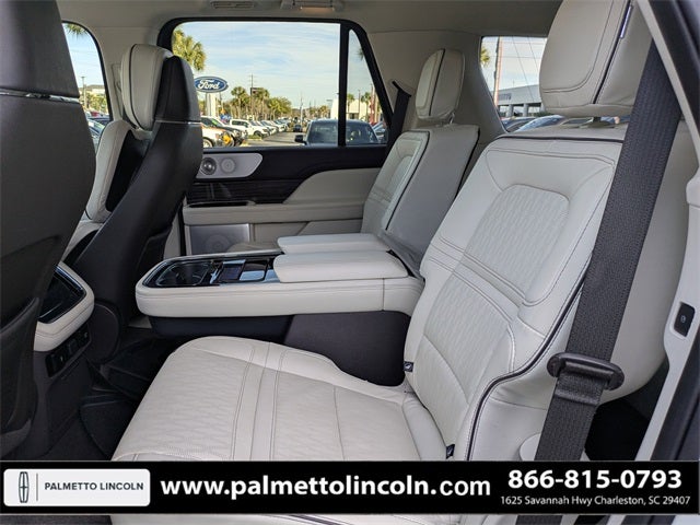 2023 Lincoln Navigator Black Label