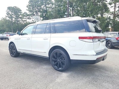 2022 Lincoln Navigator L Reserve