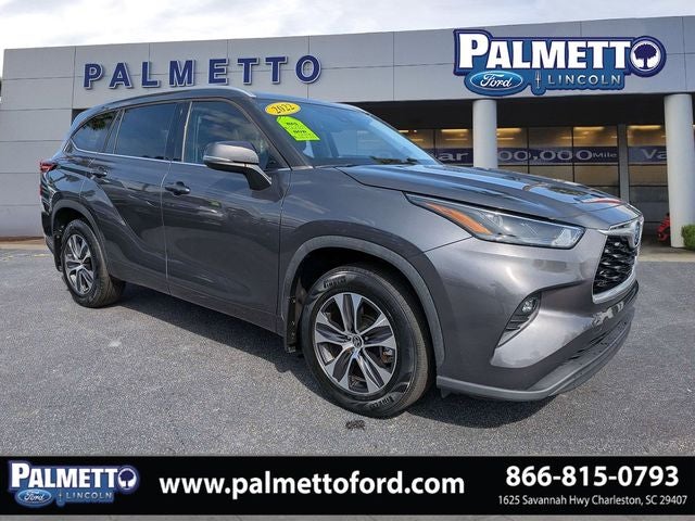 2022 Toyota Highlander Hybrid XLE