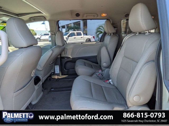2016 Toyota Sienna XLE 8 Passenger