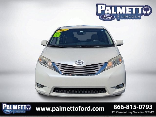 2016 Toyota Sienna XLE 8 Passenger