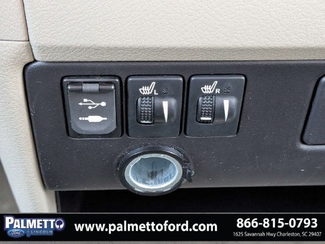 2016 Toyota Sienna XLE 8 Passenger