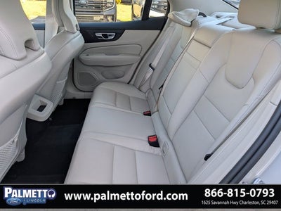 2020 Volvo S60 T5 Momentum