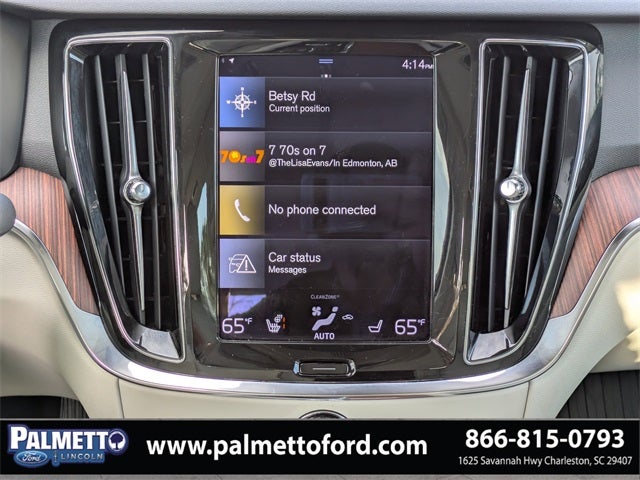 2021 Volvo S60 T5 Momentum