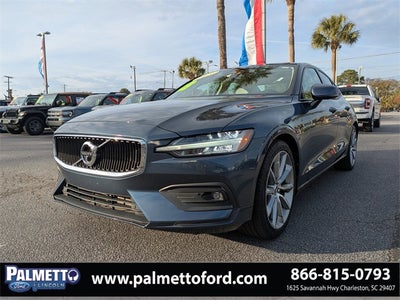2021 Volvo S60 T5 Momentum