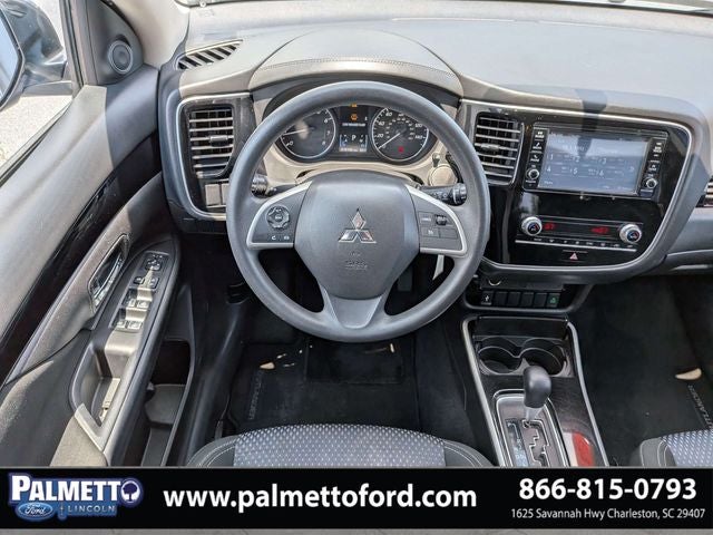 2020 Mitsubishi Outlander ES