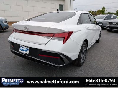 2025 Hyundai Elantra Hybrid Limited