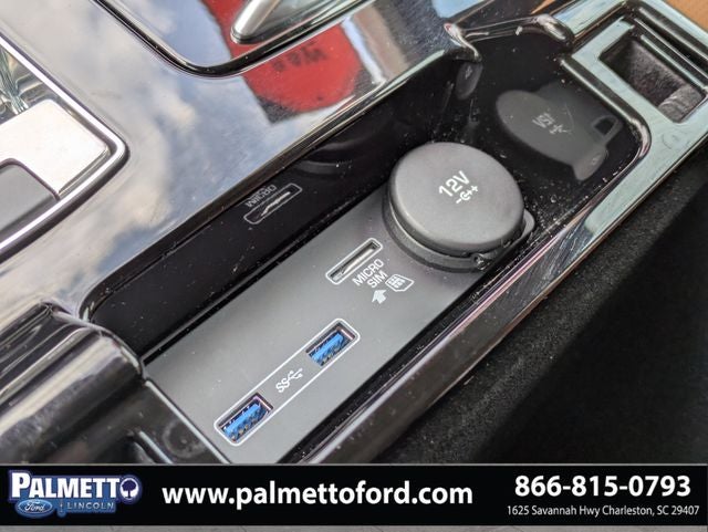 2019 Land Rover Discovery HSE Luxury