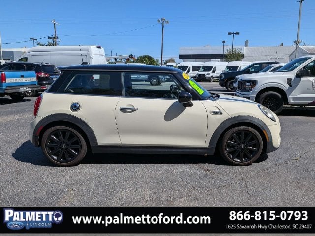 2017 MINI Cooper S Base