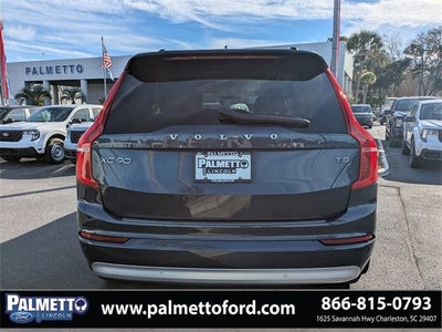 2022 Volvo XC90 T5 Momentum
