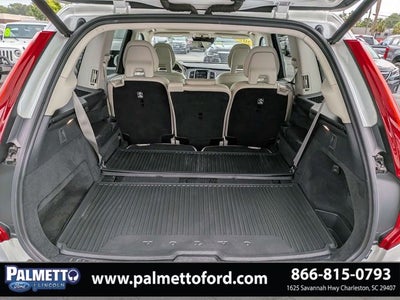 2020 Volvo XC90 T5 Momentum