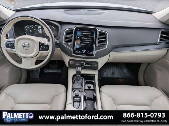 2020 Volvo XC90 T5 Momentum